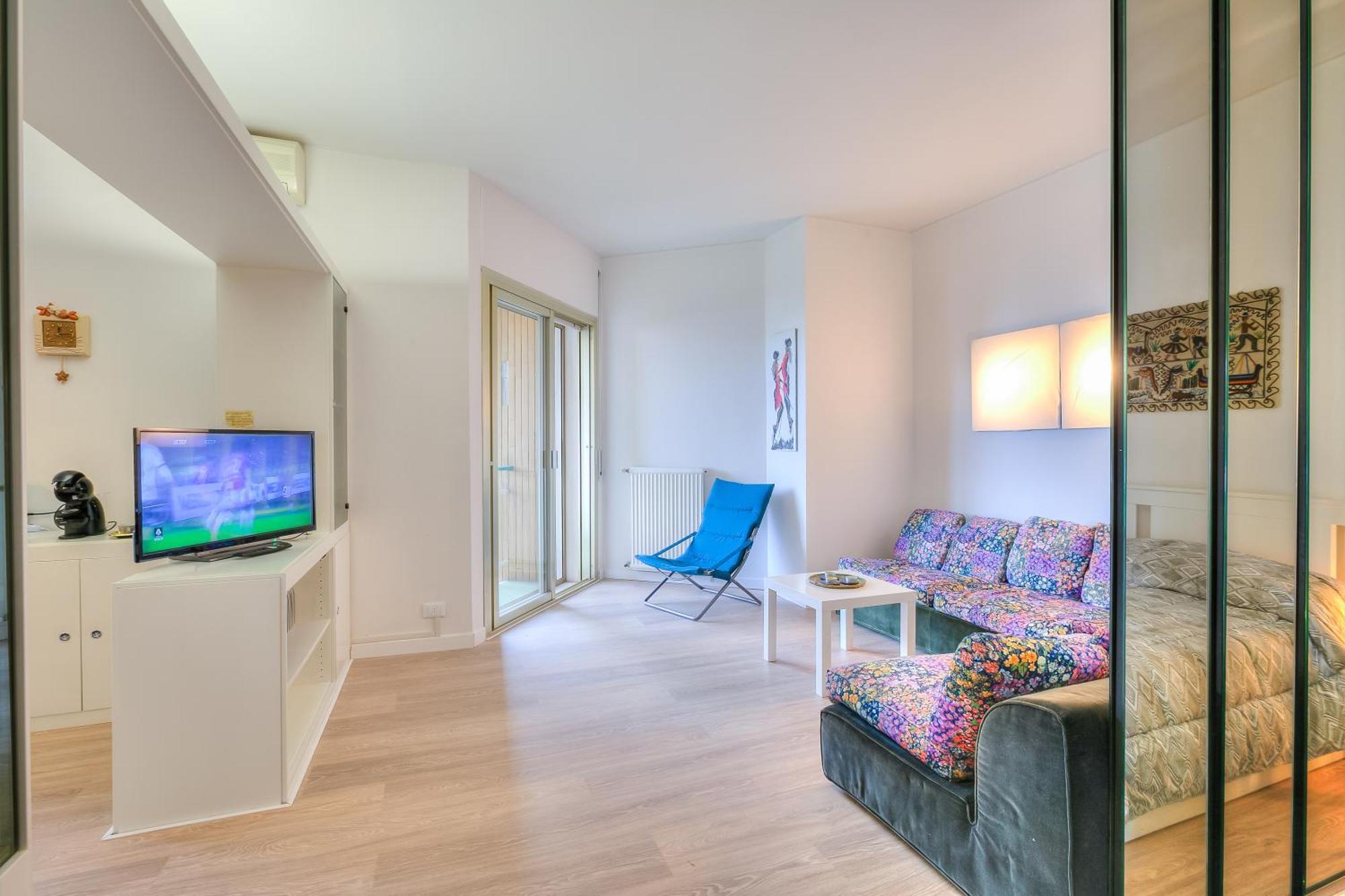 Casa Emma With Sea Glimpse - Happy Apartment